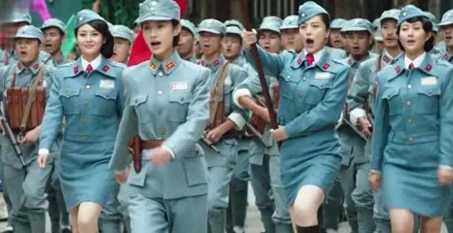 完美体育·(中国)官方网站这些“侮辱观众智商”的镜头简直荒谬无比导演脑子被驴踢了(图21)