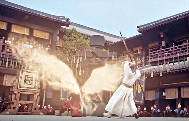 完美体育·(中国)官方网站这些“侮辱观众智商”的镜头简直荒谬无比导演脑子被驴踢了(图9)