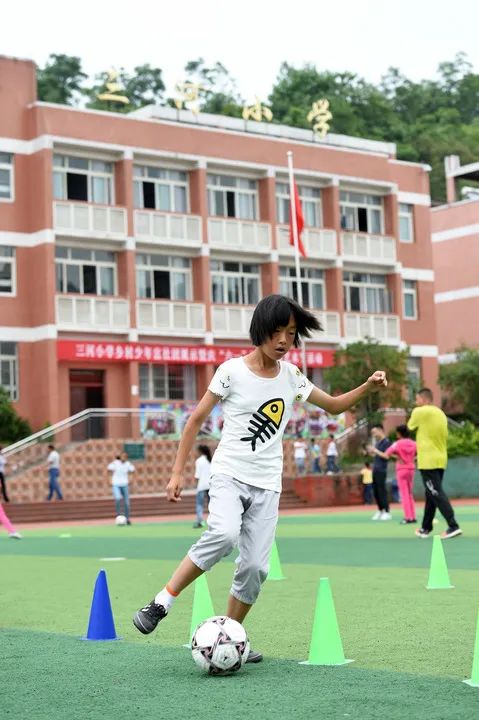 完美体育新华网重庆频道(图3)